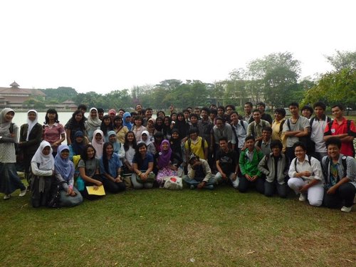 Official account dari mahasiswa/i
Sejarah UI angkatan 2011. E-mail
angkatan:
sejarahui2011@gmail.com