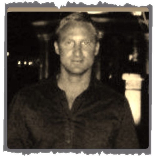 justinwiddowson's profile picture. I love to be surrounded by scrap....