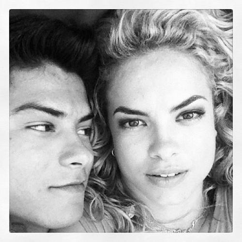 ´rebeldes eu amo muito a lua e o artu são o casal mais lindos S2