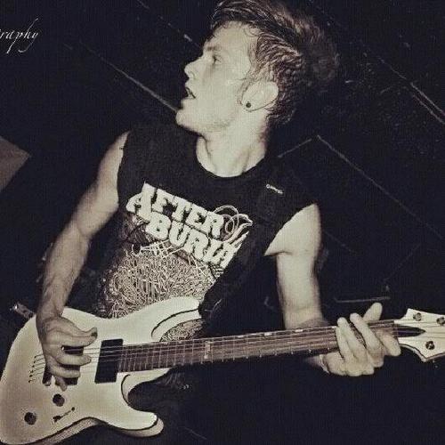 derrickjedi's profile picture. I lost access to my account email,  i have a new twitter follow me on it!  @derricktpiy