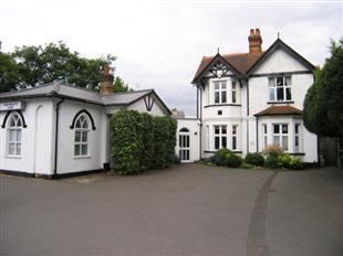 Celebrating 30 years of providing Chiropractic and natural healthcare to the people of Walton on Thames/Surrey 01932 227360