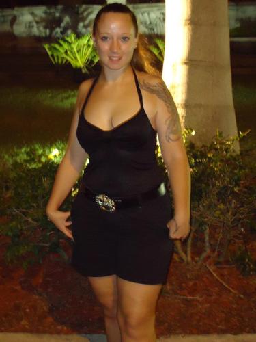 proud Mama of 9 dogs, Tattoo addict, loves good food and fast cars,