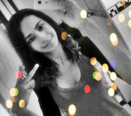 quem gosta ,,gosta quem não gosta não conheçe ; Amiiga da @Nathanysoouza HAHA'