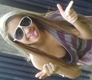 awn ' minha best, cê sabe que você pode conta comigo sempre viu? não tenho palavras pra descrever você pra mim , eu te amo coisa linda! @Larissa_Crist aqui :)