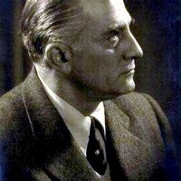 Istanbul Beyefendisi (@varantula) Twitter profile photo