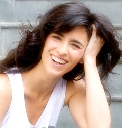 Somos Cata y Coni fans de la mejor actriz chilena & la mas hermoza ► @_PazBasc ♥ Actualmente en #SolteraOtraVez de lunes a mier 22:00 horas ¡Te queremos mucho!
