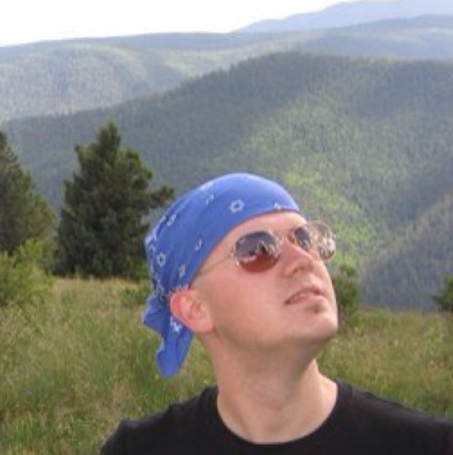 yepcameron's profile picture. Head Shaver, Cooker, Musician with @roomfulofteeth