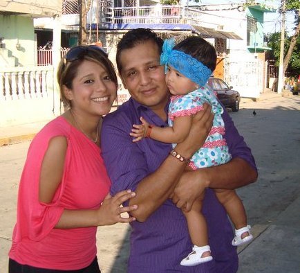 HOMBRE CON LA INQUIETUD VIVA DE APRENDER ENAMORADO DE MI FAMILIA ,DISCIPLINADO, AVIDO DE LEER TODOS LOS LIBROS POSIBLES EN MI VIDA,