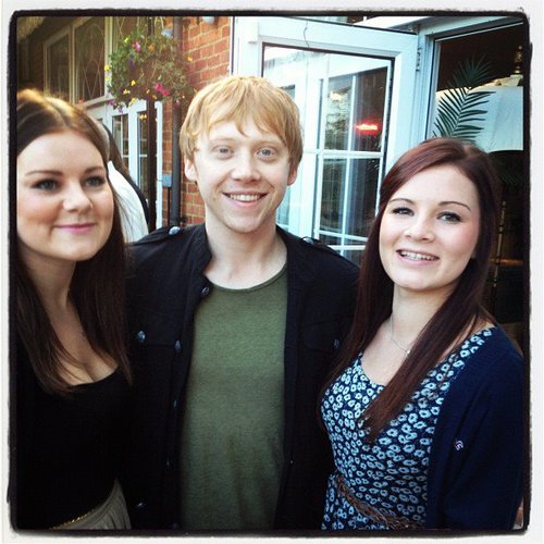 Actor británico, actualmente viviendo en los Ángeles (: Me conoces por ser Ron Weasley.