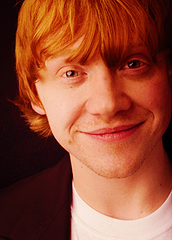 Luto Vovó. #SLYTHERIN #POTTERHEAD  Que príncipe no cavalo branco o que, quero mesmo o Rony Weasley no Ford Anglia :3 Apoiante do F.A.L.E   ϟ Since 26.02.2012 ϟ