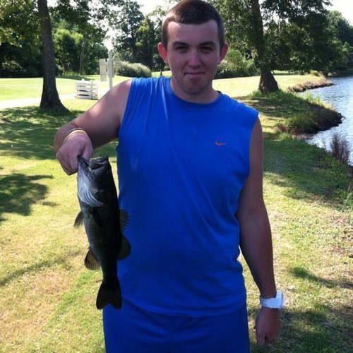 loganl25's profile picture. i m awesome and like meeting new people especially girls and i am funny i love chilling with friends