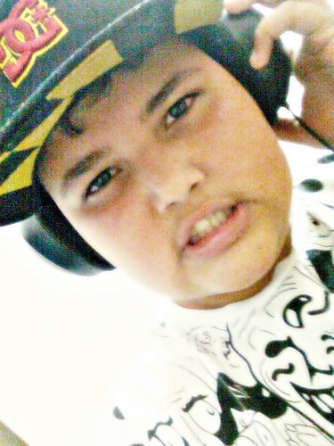 Menino do #YouTube #DEUS Sargitariano,amo minha mae, curto dubstep,sensualize,free step  The Avengers  ૐ...