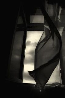 ‏‏إقرأوني كما أنا ولاتقرأو أنفسكم بي! ف لكم فكراً ولي عالماً من الأفكار