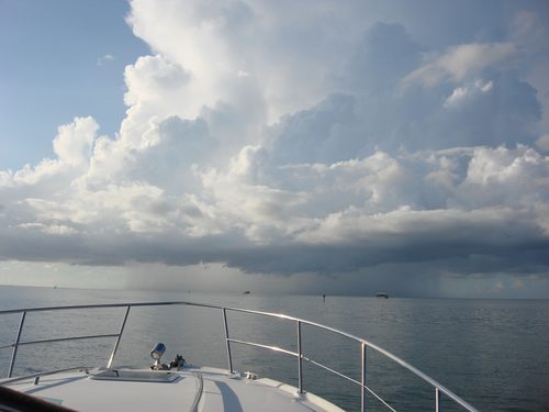 360Sundancer's profile picture. 14 year boater, 3 boats, all SeaRays, alterego of IvanAlvarez