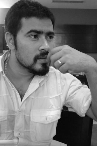 https://t.co/e7rt5wtiJd Product Designer, Photographer, Traveller, Artist, Bihari, Writer. Creative Ideator & design thinker for livelyhood.