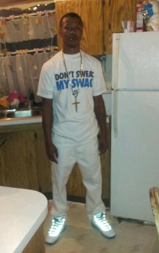 JaqJohnson26's profile picture. 