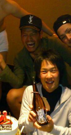 yustyle1000's profile picture. 