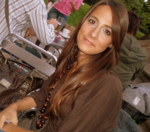 VaneArias_S's profile picture. Directora de Marketing en ITS Security y apasionada del #marketingonline, #internet, #redessociales. Curiosa por naturaleza y en continuo aprendizaje.