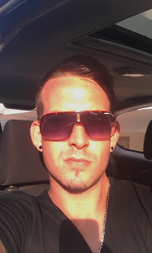 smichael616's profile picture. going forwards in life,network marketing,making a living....... living