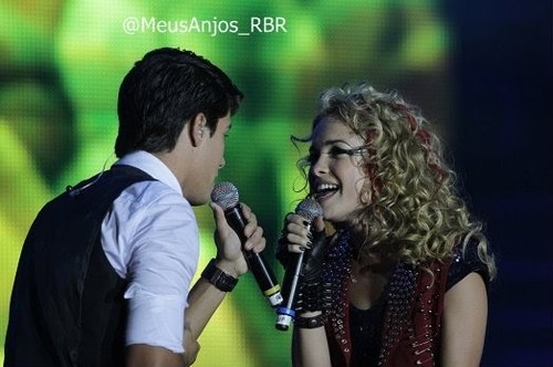 Fãn clube 4rever para a Lua_Blanco and Arthur Aguiar , divoos sempre&sempre. Obs: Sigam , que eu sigo de voltaa, Okay ? Fc feito dia 17/07/2012 !
