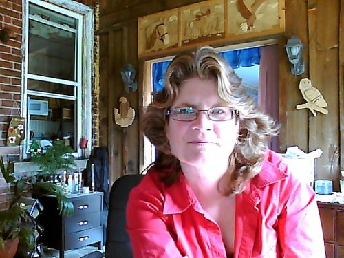 Mom of three boys, living on a farm, teaching, writing for HubPages and blogging on Science Alcove.
