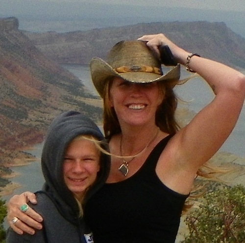 DustWanderlust's profile picture. Finding a balance between my dust and my wanderlust. Im a blogger, Bucks County resident, single mom, daughter, worker bee and gypsy.