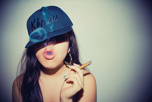 ' Não adiiianta chegar ,, Fiiicar de cara feiiia eu conheci o samba ,, Antes de te namorar (♫' #Boleiira && #Ousada :: #FilhaDeDeus