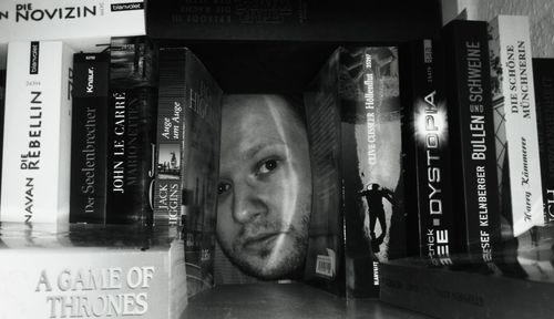 Liebt Bücher. Serienjunkie. IT-Guy. Android User.