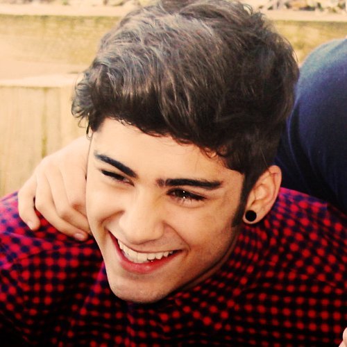 Hi, I'm Mini Malik, you can call me Mini. I love quotes, Malik Mondays and those 5 boys are my World. :D Follow me. :) xx #fictionalcharacter