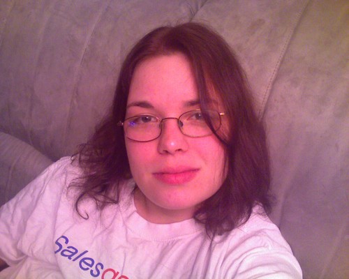 Fun loving married mother of 4, Who enjoys reading and writing, cooking, and family time!