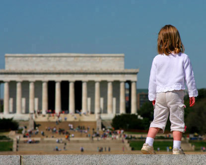 Your source for family friendly activities in DC. Scavenger hunts, dining, festivals, parks, amusements, performing arts, educational activities and more!