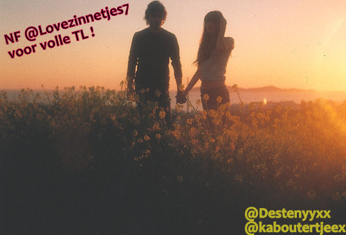 FOLLOW! Allemaal liefdes tweets, ook verzoekjes ♥.  Tag: #LZ  De beheerders; @kaboutertjeex  & @Destenyyxx  ♥