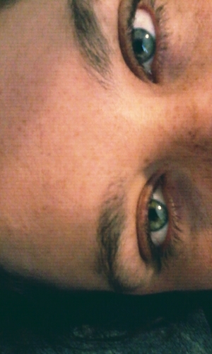 gigizeyez30's profile picture. 