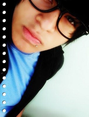 8 planetas 204 paises 809 ilhas E eu so preciso de UMA pessoa pra me fazer feliz Vc @Geegomes ||Oficializado Dia 7/12/11 Since: 06/12/11 Dona @LanzaMyBabyNice
