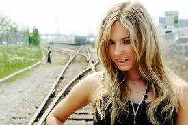 SarcasticVamp's profile picture. I'm Erica, I was in love with Dusk, now I'm a beautiful vampire.I like to trick people into getting me blood. I'm also Sarah's best friend. Now follow me..