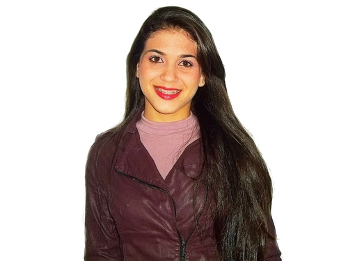 O meu mundo não é como o dos outros, quero demais, exijo demais; há em mim uma sede de infinito, uma angústia constante que eu nem mesma compreendo.