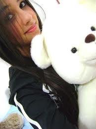 Eu que vivo com α cαbeçα nα luα, com músicα no ouvido e corαção nα bocα :)
●๋• Siimplees αssiim ~
Twittando até o fim! ;p