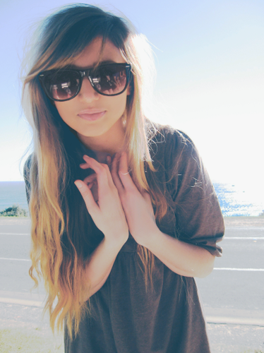 Bicurious. I don't care if it hurts, I want to have control, I want a perfect body, I want a perfect soul.