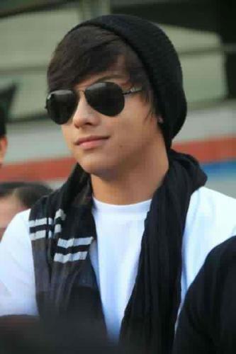 Hold Up Hold On Don't Be Scared You'll Never Change Whats Been And Gone.
OFFiCiAL - We love Daniel John Ford Padilla :]