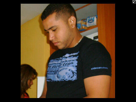 DenYelBroOs's profile picture. 