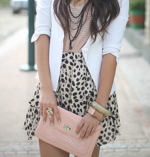 We posten verschillende foto's van fashion.. We hope you like it :) | started : 20-07-2012