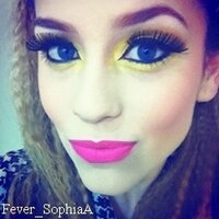 ;3 (@_sophiaaraujo) 's Twitter Profile