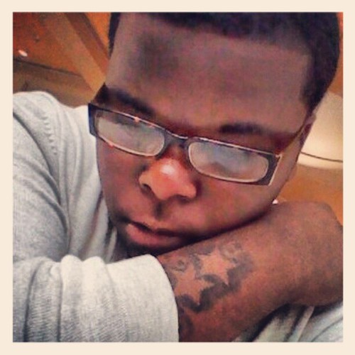 De'Narius.....GOOFY, OUTSPOKEN, BI-POLAR, CRAZY {kollege kidd]