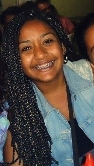 danicosta11's profile picture. Eu tô ficando velha. Eu tô ficando louca.