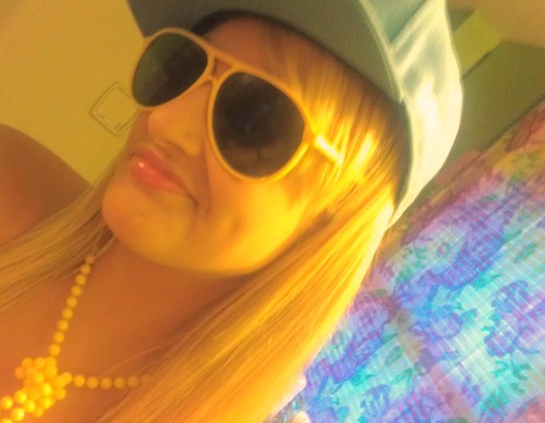 DiamondRubyz420's profile picture. *YOLO*