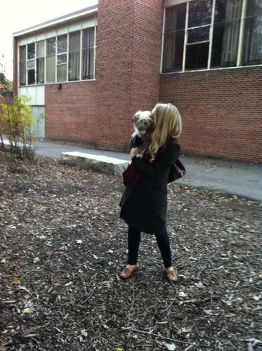 mmpeace's profile picture. singer of jazz and blues, lover of sandwiches, traveling and puppies. banjos mom.