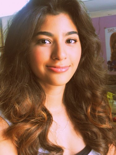 Karelvy23's profile picture. 