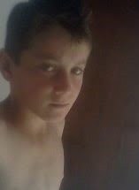 eu sou gustavo tenho 13 anos gosto de jogar futebol vai la
 sãoo pauloo