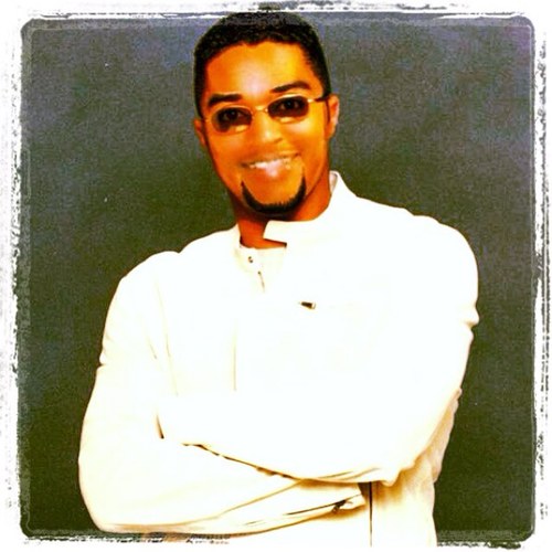 JulianoRamos's profile picture. You turn left; I turn right. Not that you're going the wrong way, it's just that I've driven that way before and the number of speed bumps are overkill.