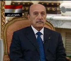 مصرى وابن بلد !! اكره النفاق والمنافقين !! حاربت من اجل وطنى فى اكتوبر 73 وحملت اعظم الأوسمه ( اصابة مزمنه ) سأعود لمصر بعد ان ينتهى النفاق !! يعنى مفيش عوده !